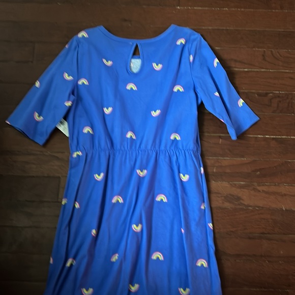 3/4 sleeves, never worn, still has original tag - Picture 3 of 4